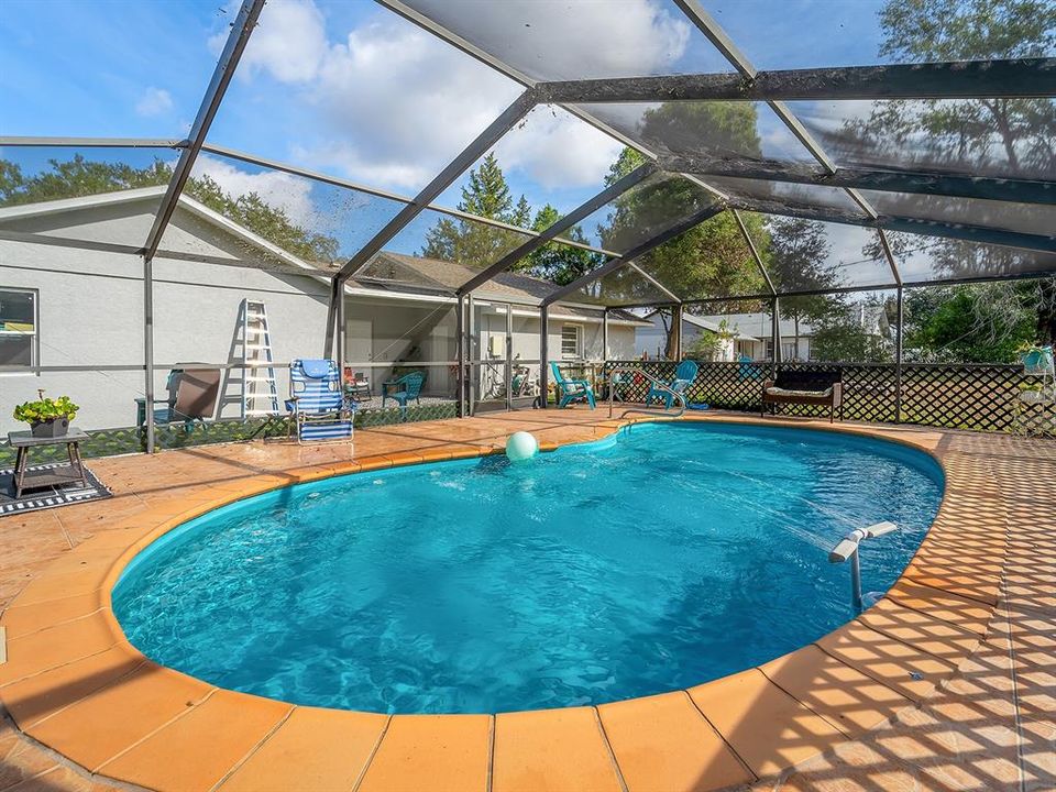 待售: $375,999 (3 贝兹, 2 浴室, 1784 平方英尺)