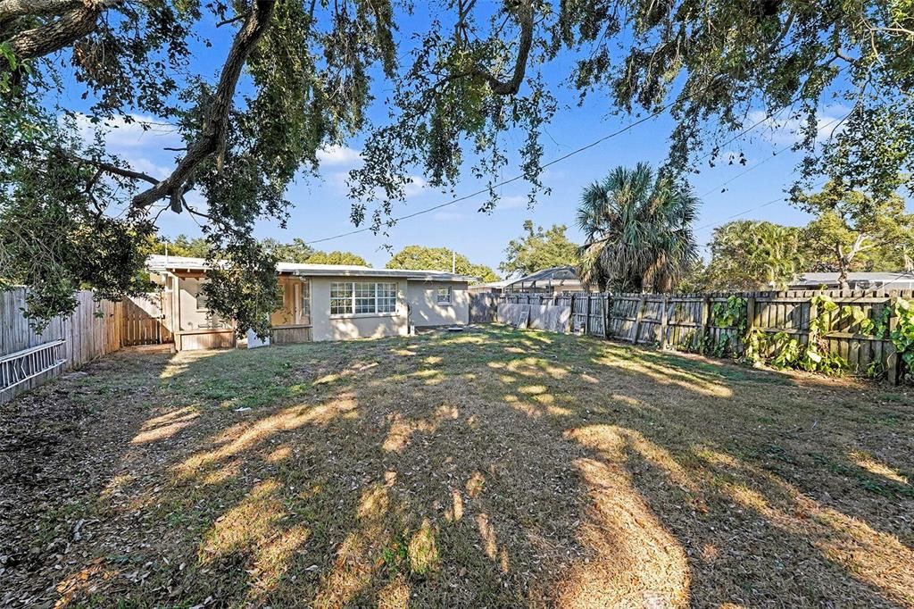 En Renta: $2,500 (2 camas, 1 baños, 1152 Pies cuadrados)