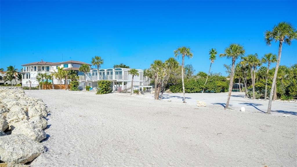 For Sale: $2,000,000 (3 beds, 3 baths, 2748 Square Feet)