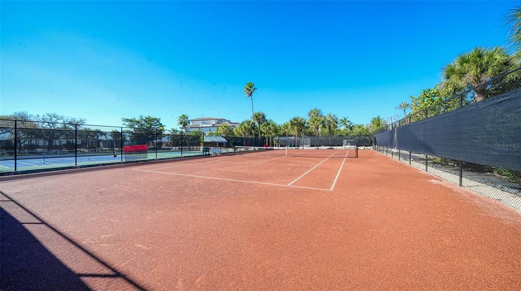 For Sale: $2,000,000 (3 beds, 3 baths, 2748 Square Feet)