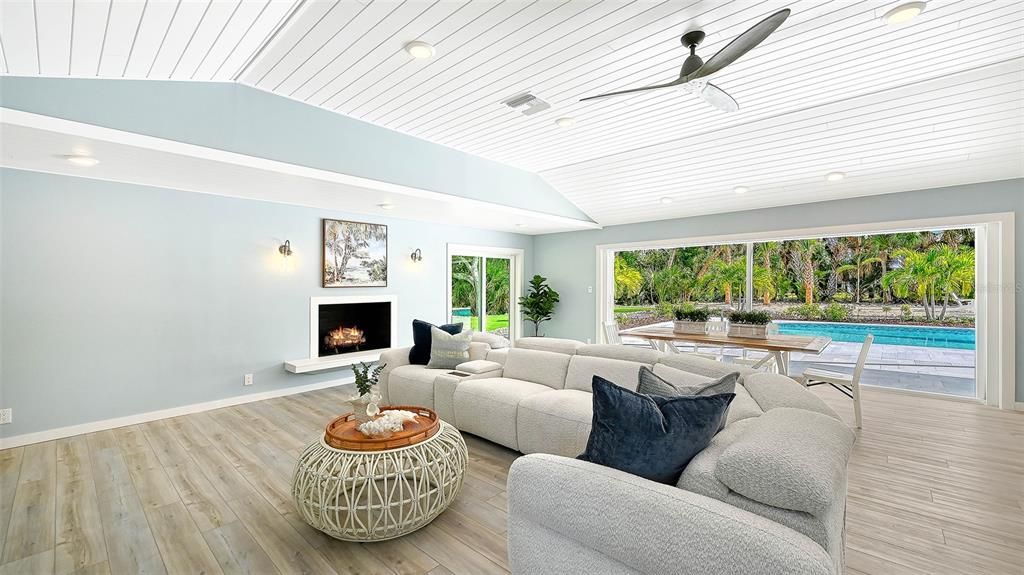 待售: $2,000,000 (3 贝兹, 3 浴室, 2748 平方英尺)