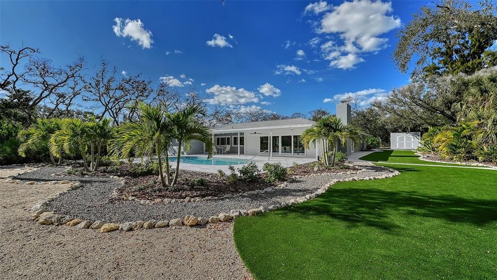 待售: $2,000,000 (3 贝兹, 3 浴室, 2748 平方英尺)