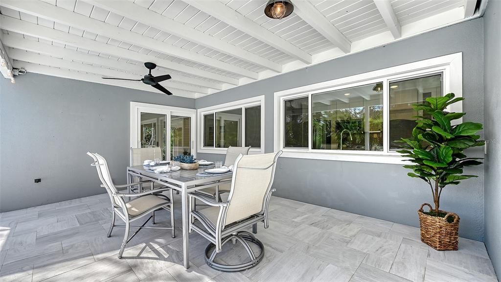 待售: $2,000,000 (3 贝兹, 3 浴室, 2748 平方英尺)