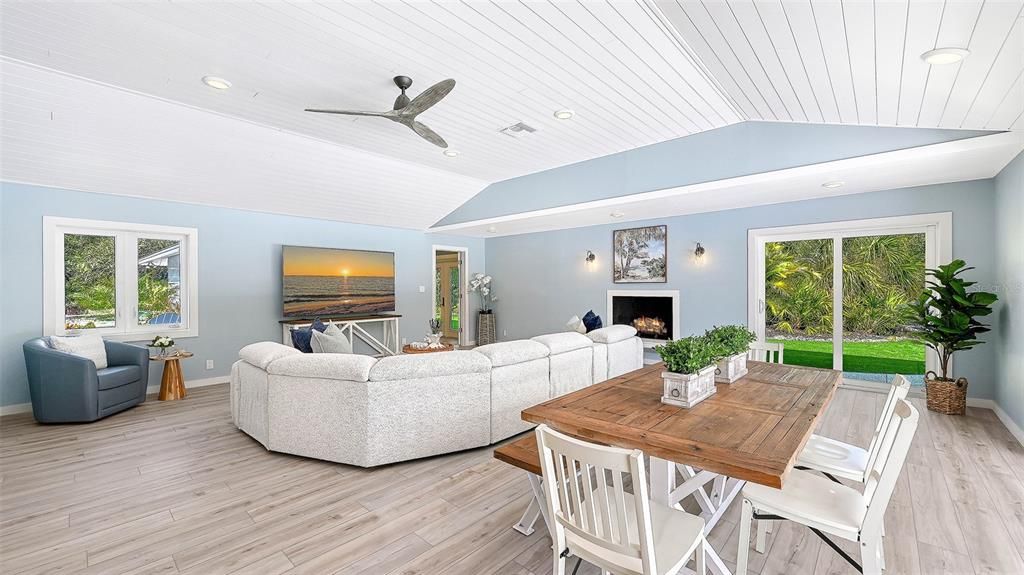 待售: $2,000,000 (3 贝兹, 3 浴室, 2748 平方英尺)