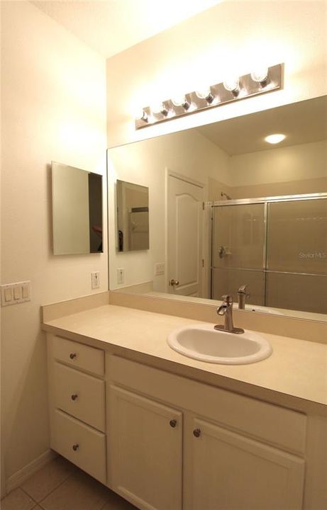 В аренду: $1,850 (3 спален, 2 ванн, 1446 Квадратных фут)