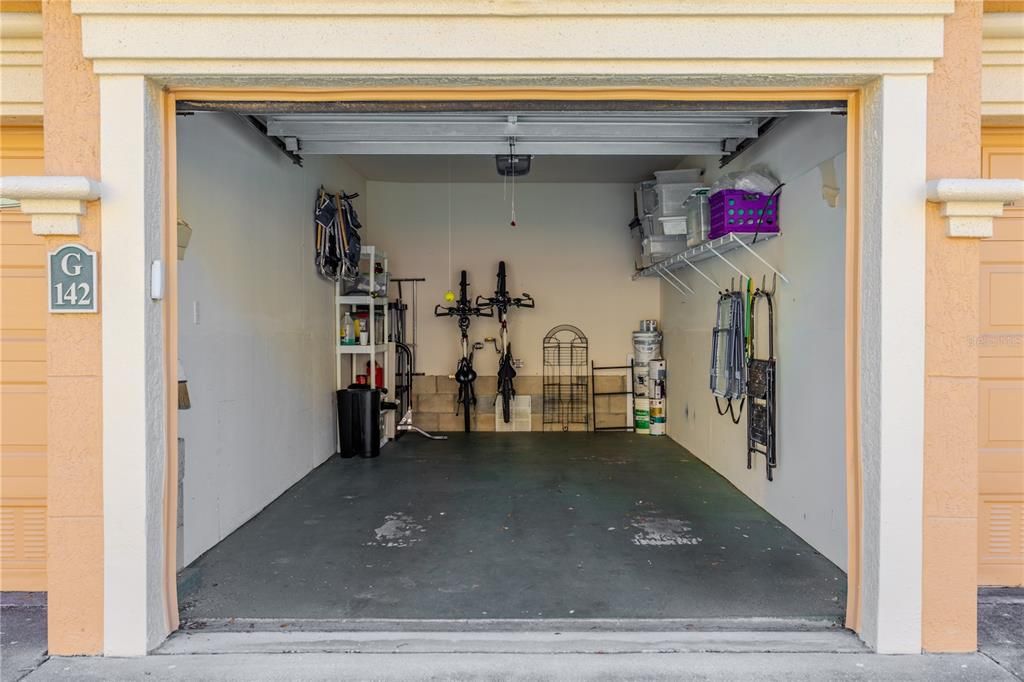 For Sale: $300,000 (2 beds, 2 baths, 1443 Square Feet)