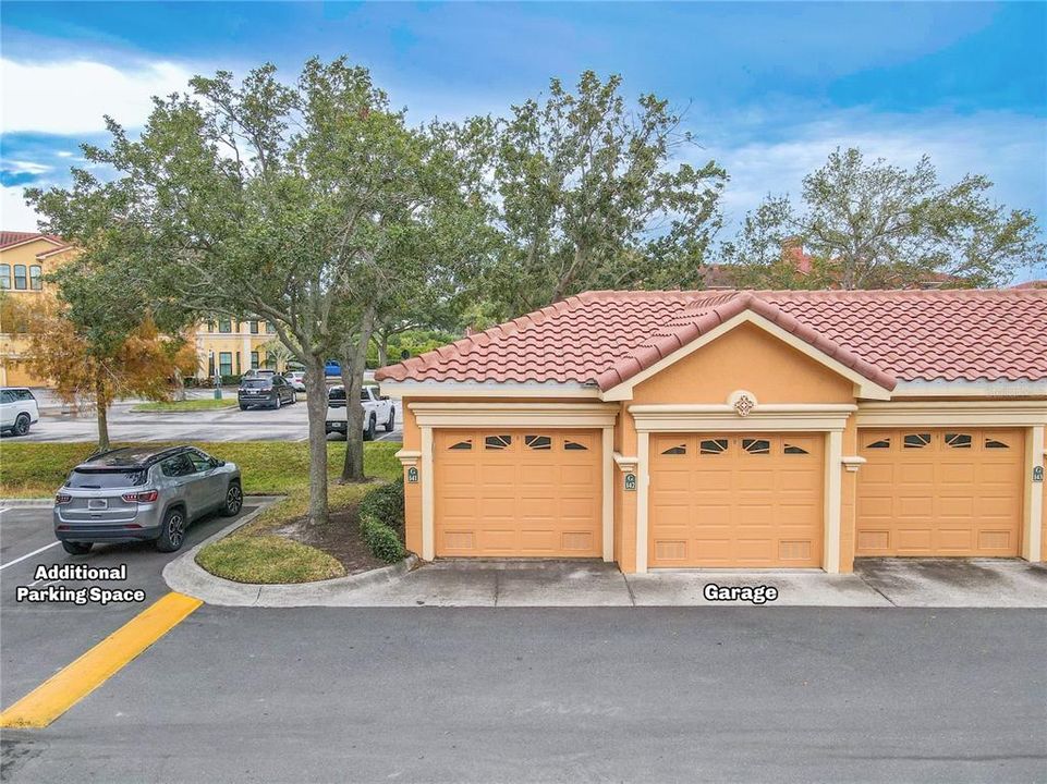 For Sale: $300,000 (2 beds, 2 baths, 1443 Square Feet)