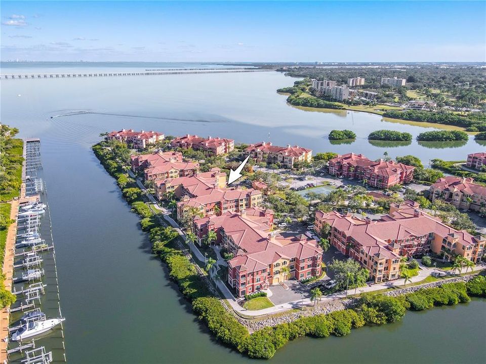 For Sale: $300,000 (2 beds, 2 baths, 1443 Square Feet)