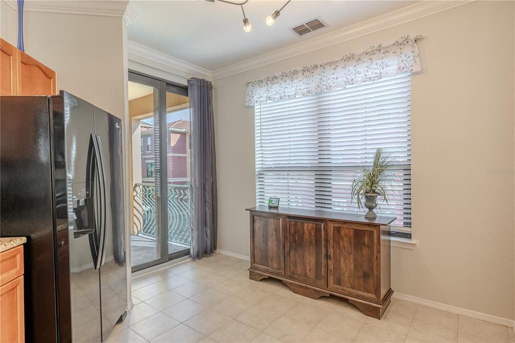 For Sale: $300,000 (2 beds, 2 baths, 1443 Square Feet)