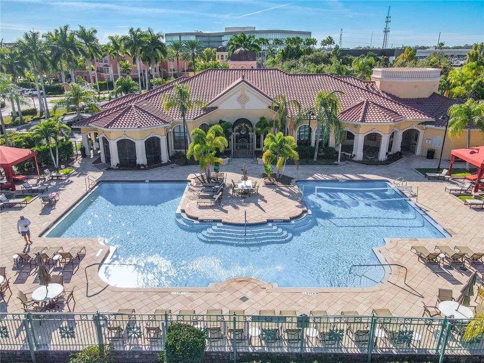 For Sale: $300,000 (2 beds, 2 baths, 1443 Square Feet)