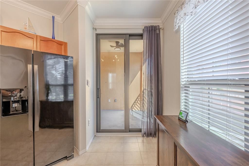 For Sale: $300,000 (2 beds, 2 baths, 1443 Square Feet)