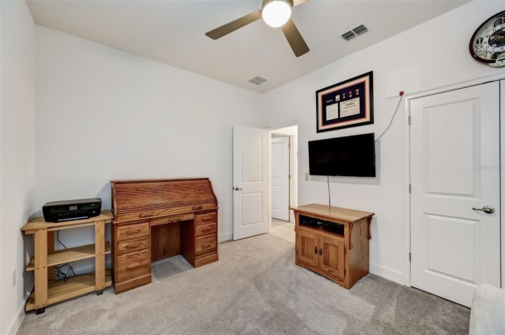 For Sale: $824,000 (3 beds, 2 baths, 1964 Square Feet)