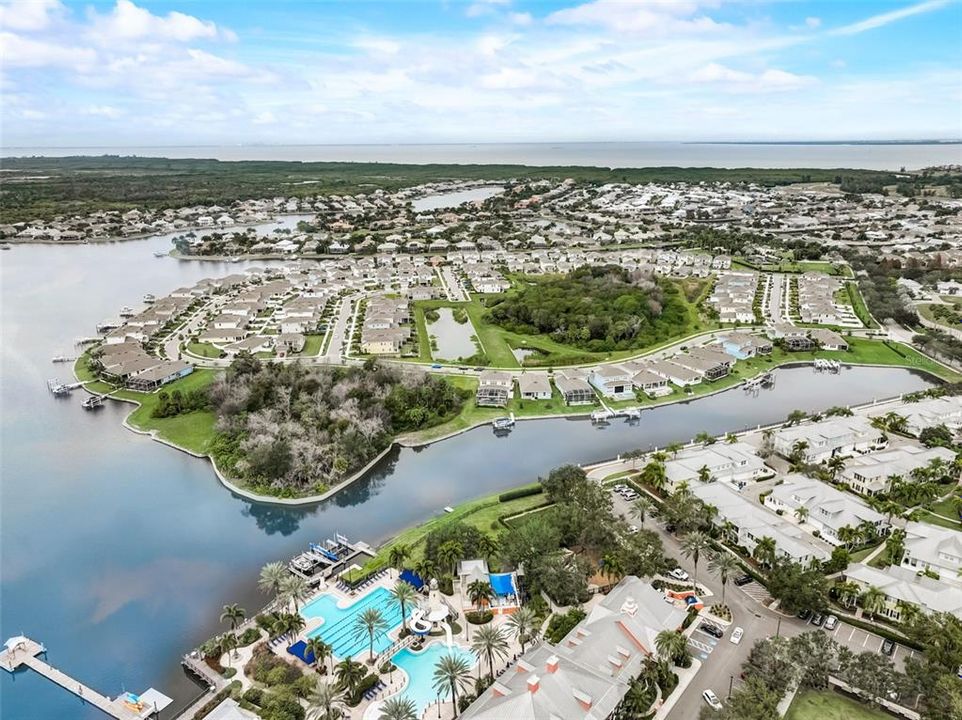 For Sale: $824,000 (3 beds, 2 baths, 1964 Square Feet)