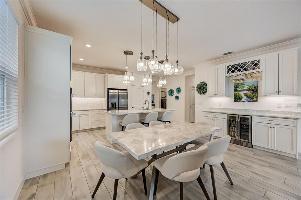 For Sale: $824,000 (3 beds, 2 baths, 1964 Square Feet)