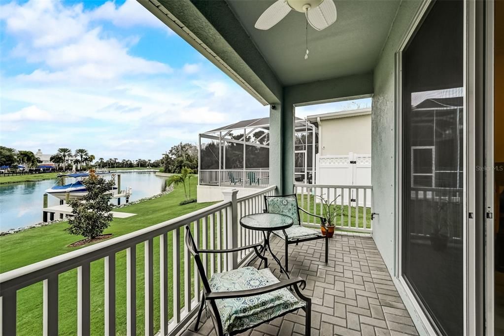 For Sale: $824,000 (3 beds, 2 baths, 1964 Square Feet)