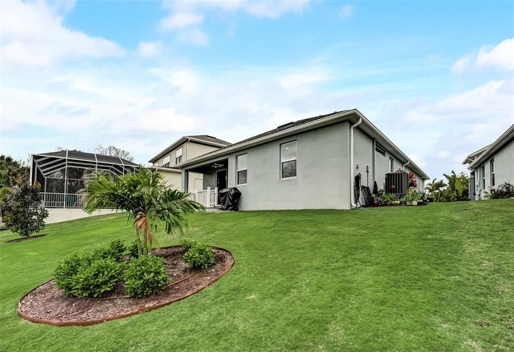 For Sale: $824,000 (3 beds, 2 baths, 1964 Square Feet)