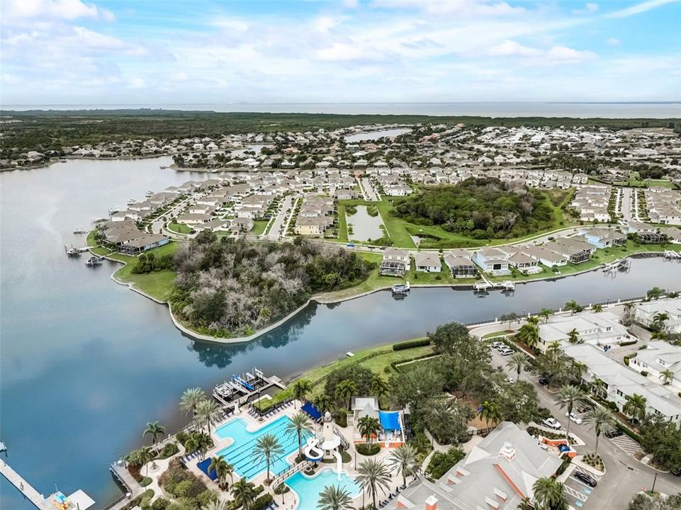 For Sale: $824,000 (3 beds, 2 baths, 1964 Square Feet)