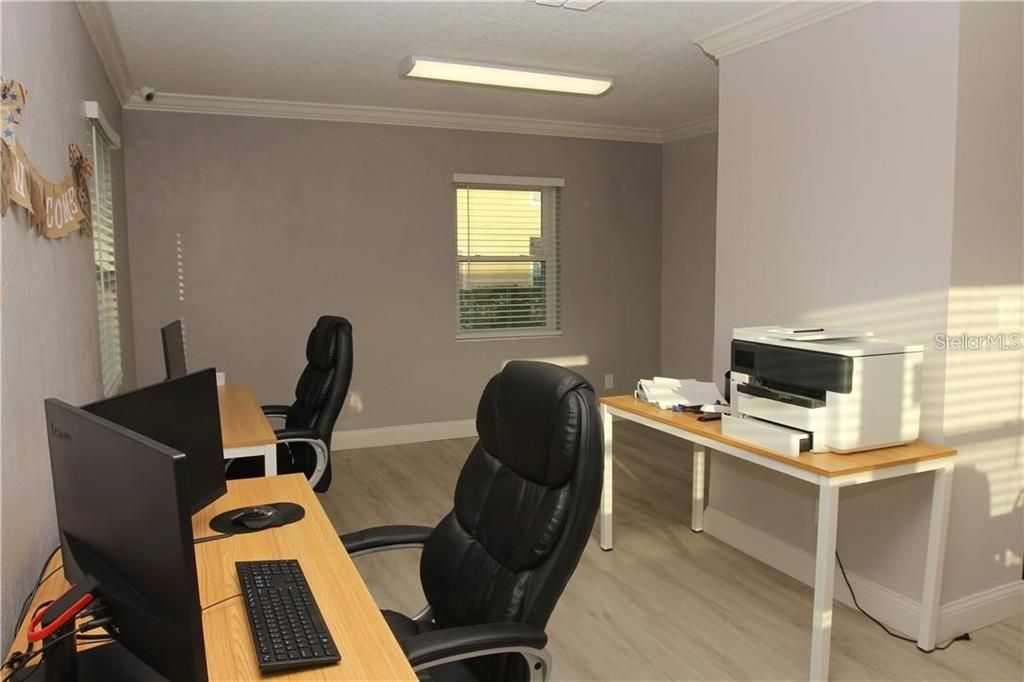 For Sale: $350,000 (0 beds, 0 baths, 1107 Square Feet)