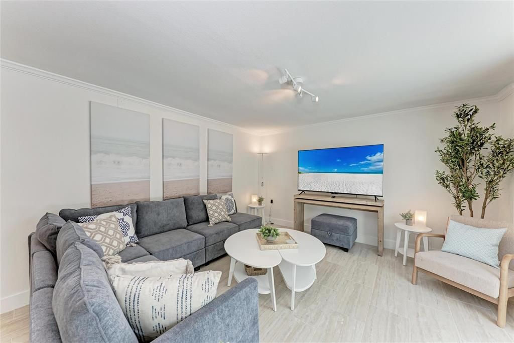 For Sale: $2,495,000 (4 beds, 4 baths, 2013 Square Feet)