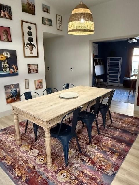 En Renta: $3,000 (4 camas, 3 baños, 2660 Pies cuadrados)