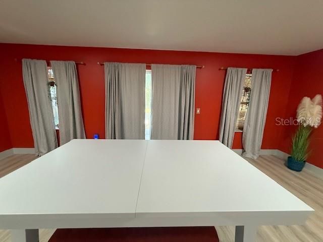 En Renta: $3,000 (4 camas, 3 baños, 2660 Pies cuadrados)