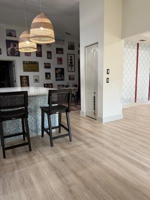 En Renta: $3,000 (4 camas, 3 baños, 2660 Pies cuadrados)