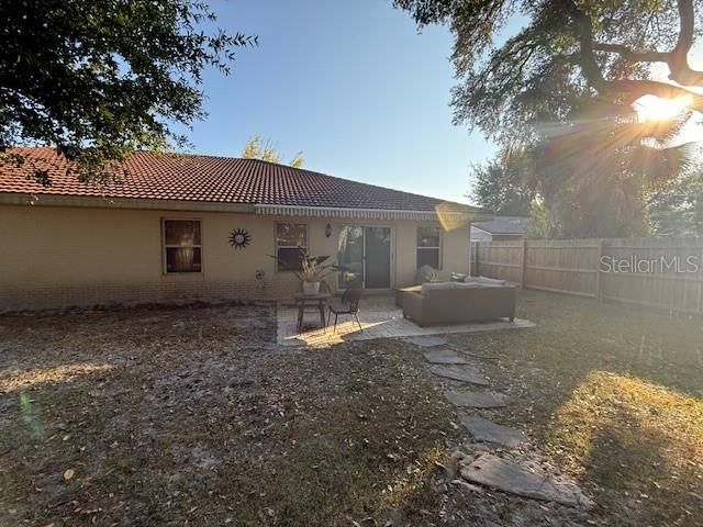 En Renta: $3,000 (4 camas, 3 baños, 2660 Pies cuadrados)