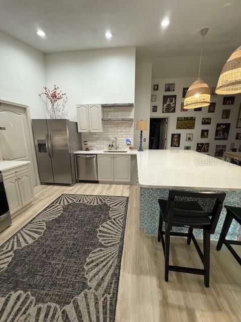 En Renta: $3,000 (4 camas, 3 baños, 2660 Pies cuadrados)