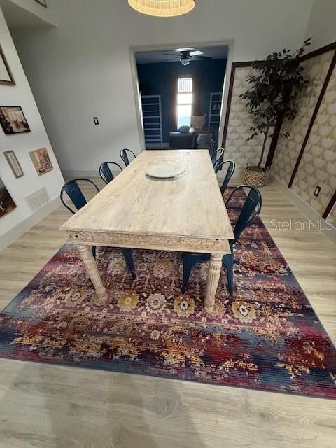 En Renta: $3,000 (4 camas, 3 baños, 2660 Pies cuadrados)