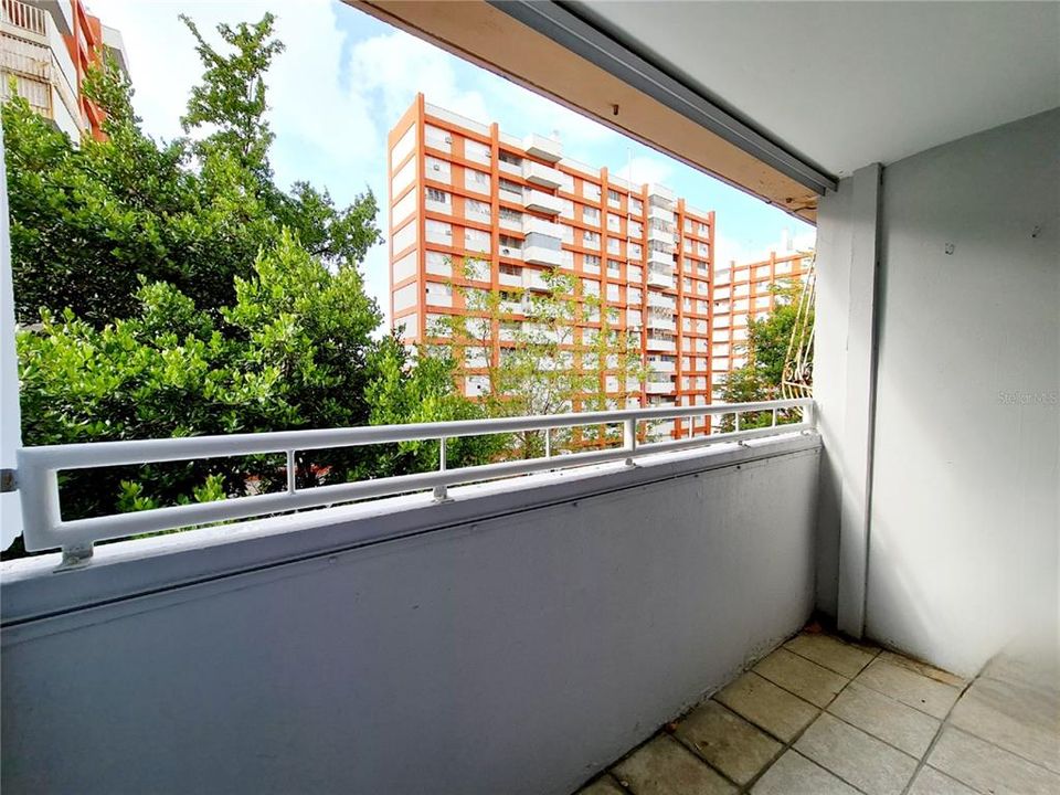 В аренду: $900 (3 спален, 1 ванн, 880 Квадратных фут)