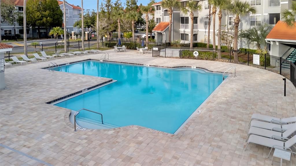 En Venta: $200,000 (2 camas, 2 baños, 1083 Pies cuadrados)