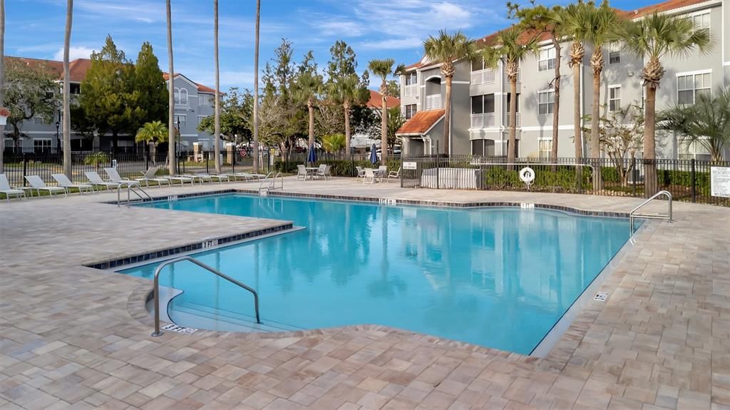 En Venta: $200,000 (2 camas, 2 baños, 1083 Pies cuadrados)