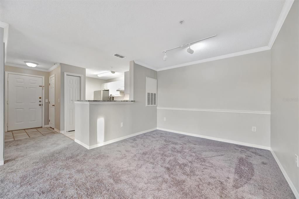 En Venta: $200,000 (2 camas, 2 baños, 1083 Pies cuadrados)