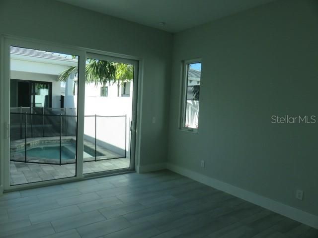 For Rent: $5,500 (3 beds, 2 baths, 2600 Square Feet)