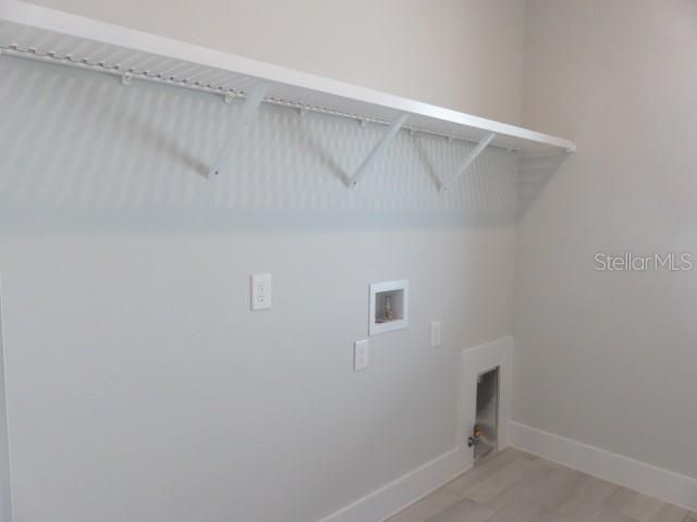 For Rent: $5,500 (3 beds, 2 baths, 2600 Square Feet)