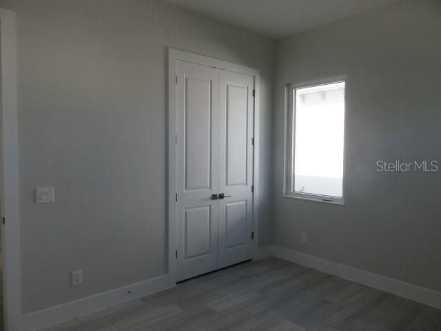 For Rent: $5,500 (3 beds, 2 baths, 2600 Square Feet)