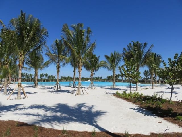 For Rent: $5,500 (3 beds, 2 baths, 2600 Square Feet)