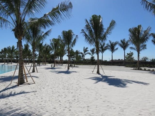 For Rent: $5,500 (3 beds, 2 baths, 2600 Square Feet)