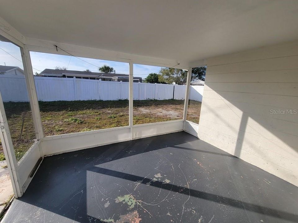 На продажу: $245,000 (3 спален, 2 ванн, 1370 Квадратных фут)