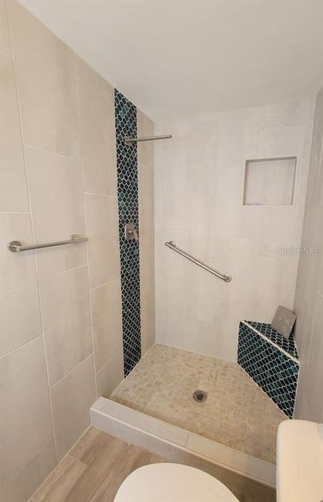 На продажу: $245,000 (3 спален, 2 ванн, 1370 Квадратных фут)