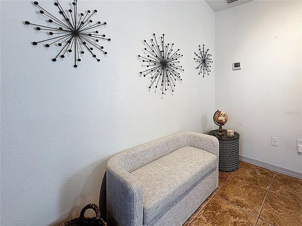 En Venta: $309,000 (3 camas, 2 baños, 1386 Pies cuadrados)