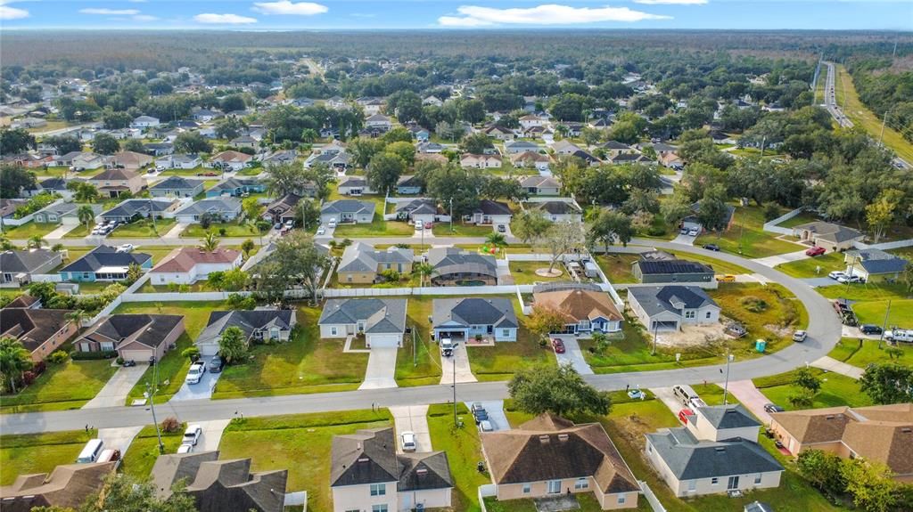 En Venta: $309,000 (3 camas, 2 baños, 1386 Pies cuadrados)