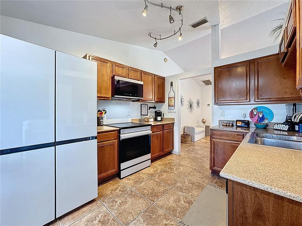 En Venta: $309,000 (3 camas, 2 baños, 1386 Pies cuadrados)