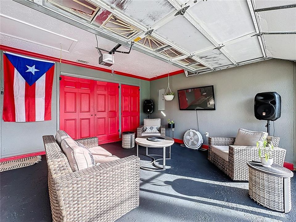 En Venta: $309,000 (3 camas, 2 baños, 1386 Pies cuadrados)