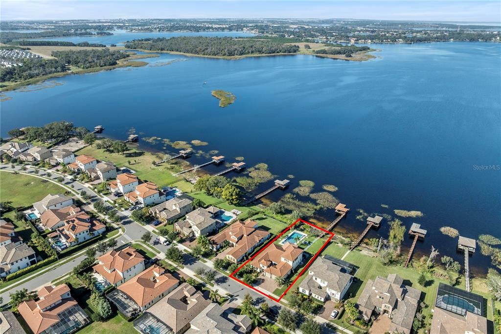 En Venta: $1,850,000 (5 camas, 5 baños, 3800 Pies cuadrados)