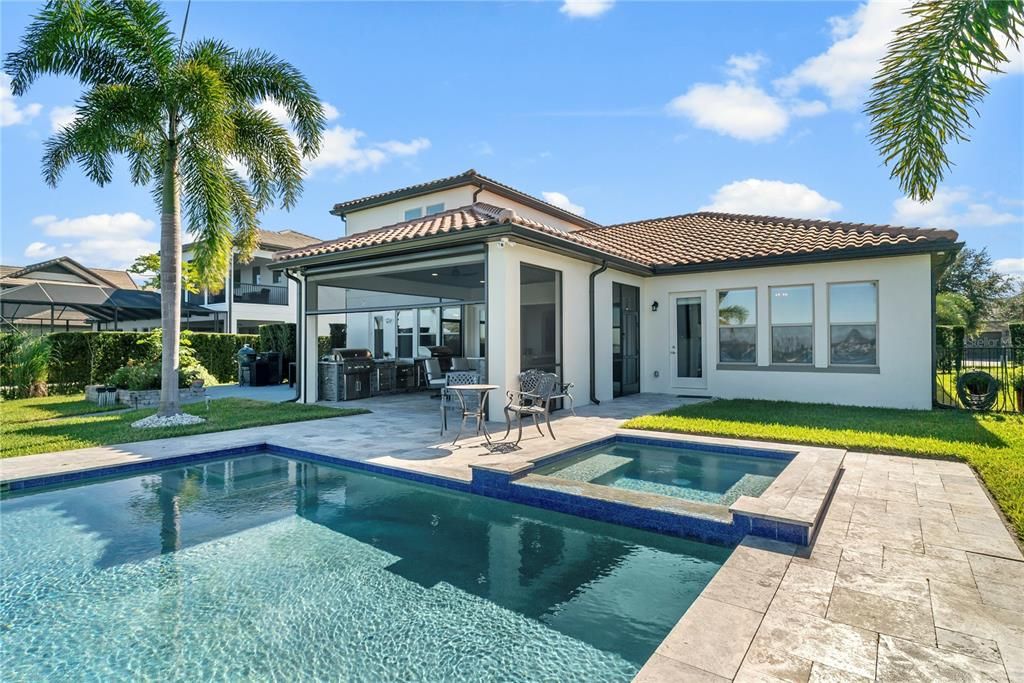 En Venta: $1,850,000 (5 camas, 5 baños, 3800 Pies cuadrados)