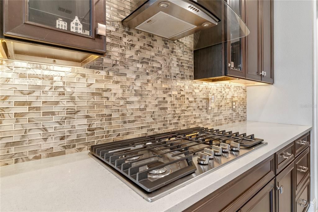 En Venta: $1,850,000 (5 camas, 5 baños, 3800 Pies cuadrados)