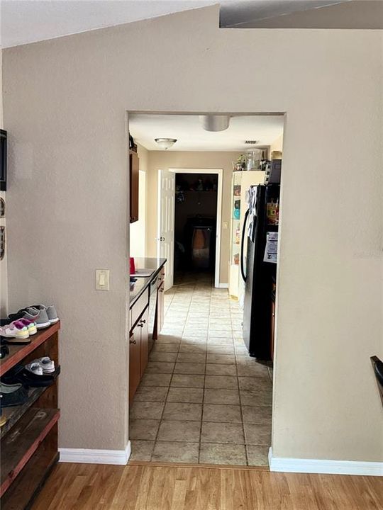 На продажу: $280,000 (3 спален, 2 ванн, 1248 Квадратных фут)