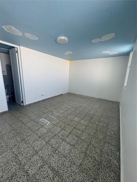 待售: $500,000 (3 贝兹, 2 浴室, 2385 平方英尺)