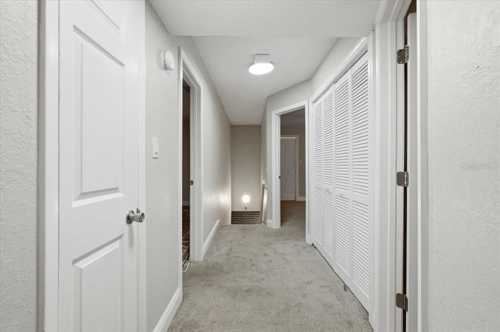 For Sale: $348,999 (3 beds, 3 baths, 2054 Square Feet)